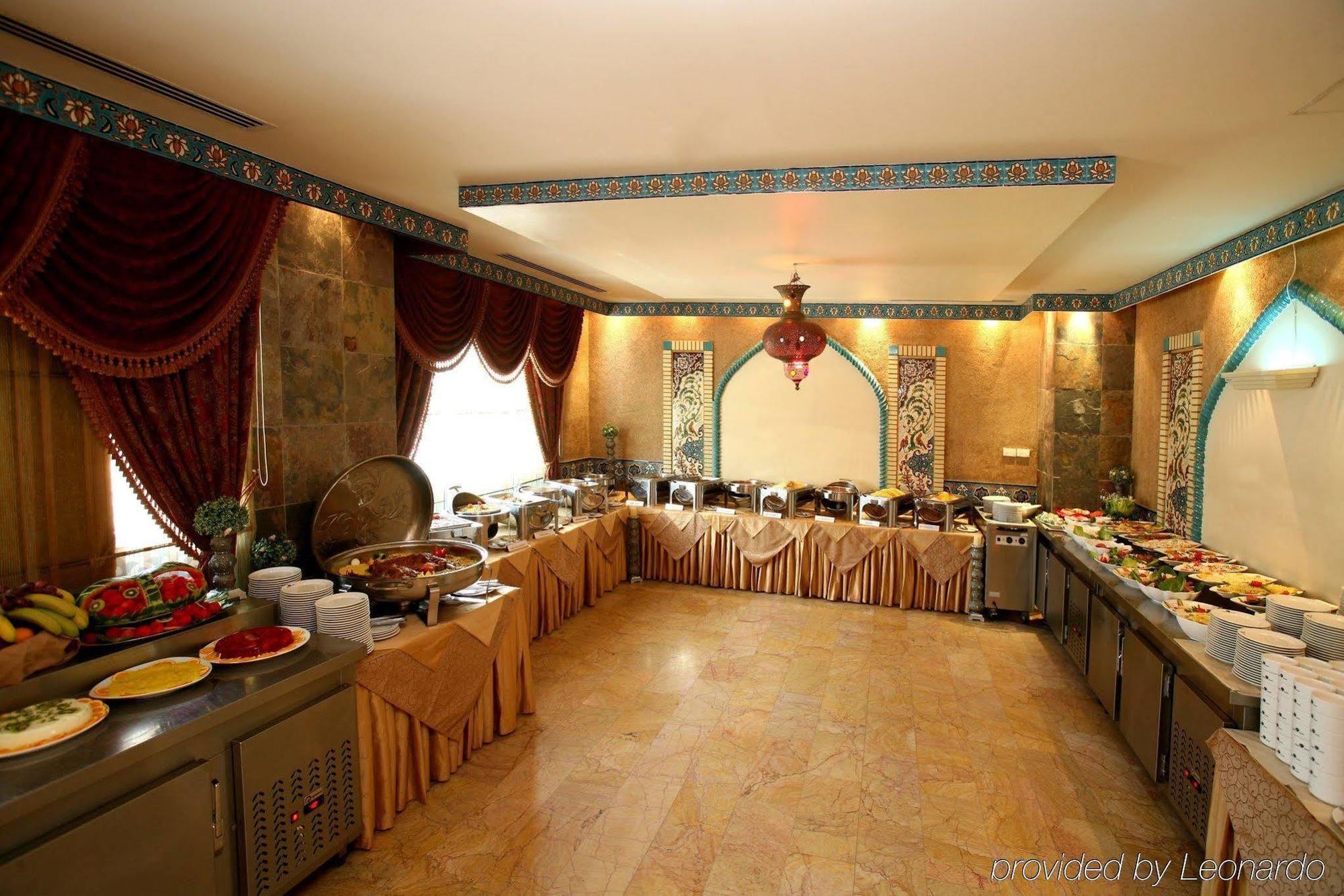 Mourouj Hotel Apartments Abu Dhabi Restaurant bilde